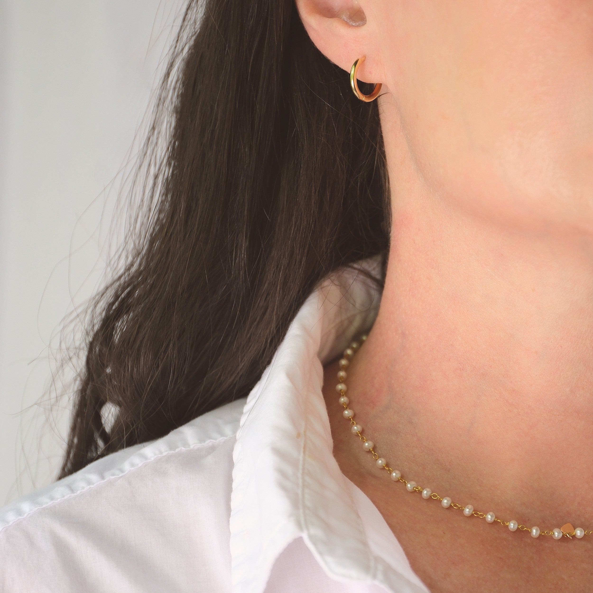 Dainty pearl and heart charm necklace